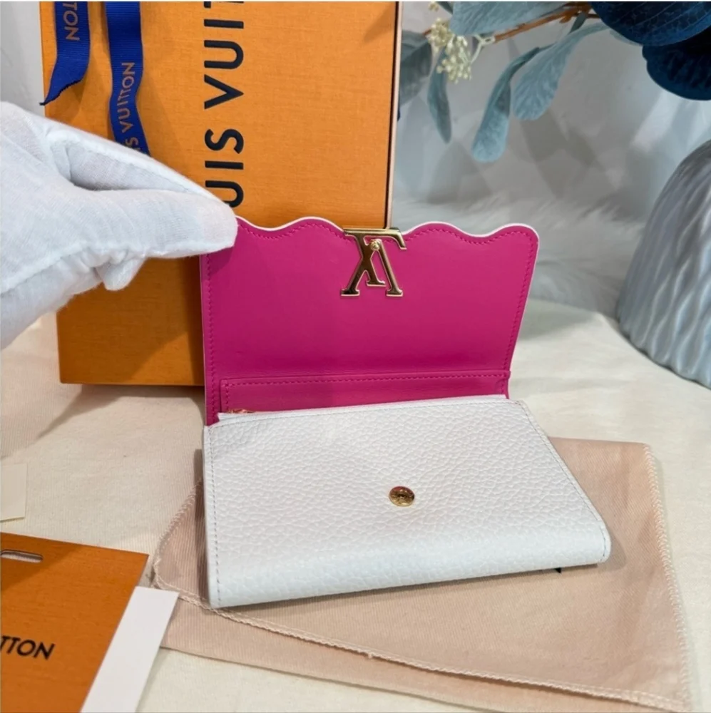 Louis Vuitton Capushell Capucines Wallet New VERY RARE 2023